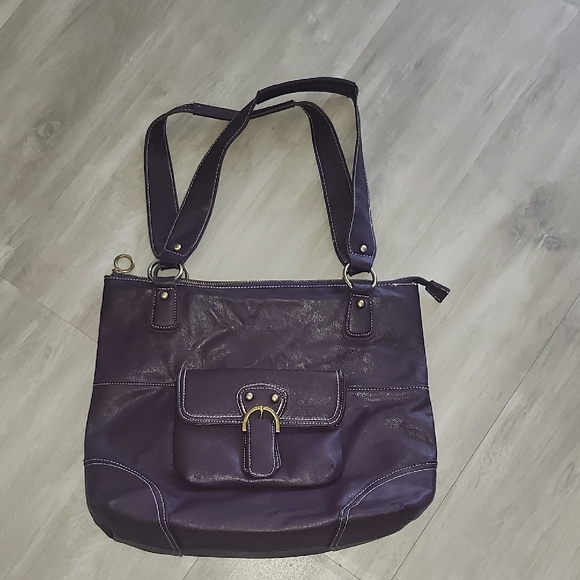 Coach Handbags - Coach Campbell Carry All Hobo Shoulder Bag